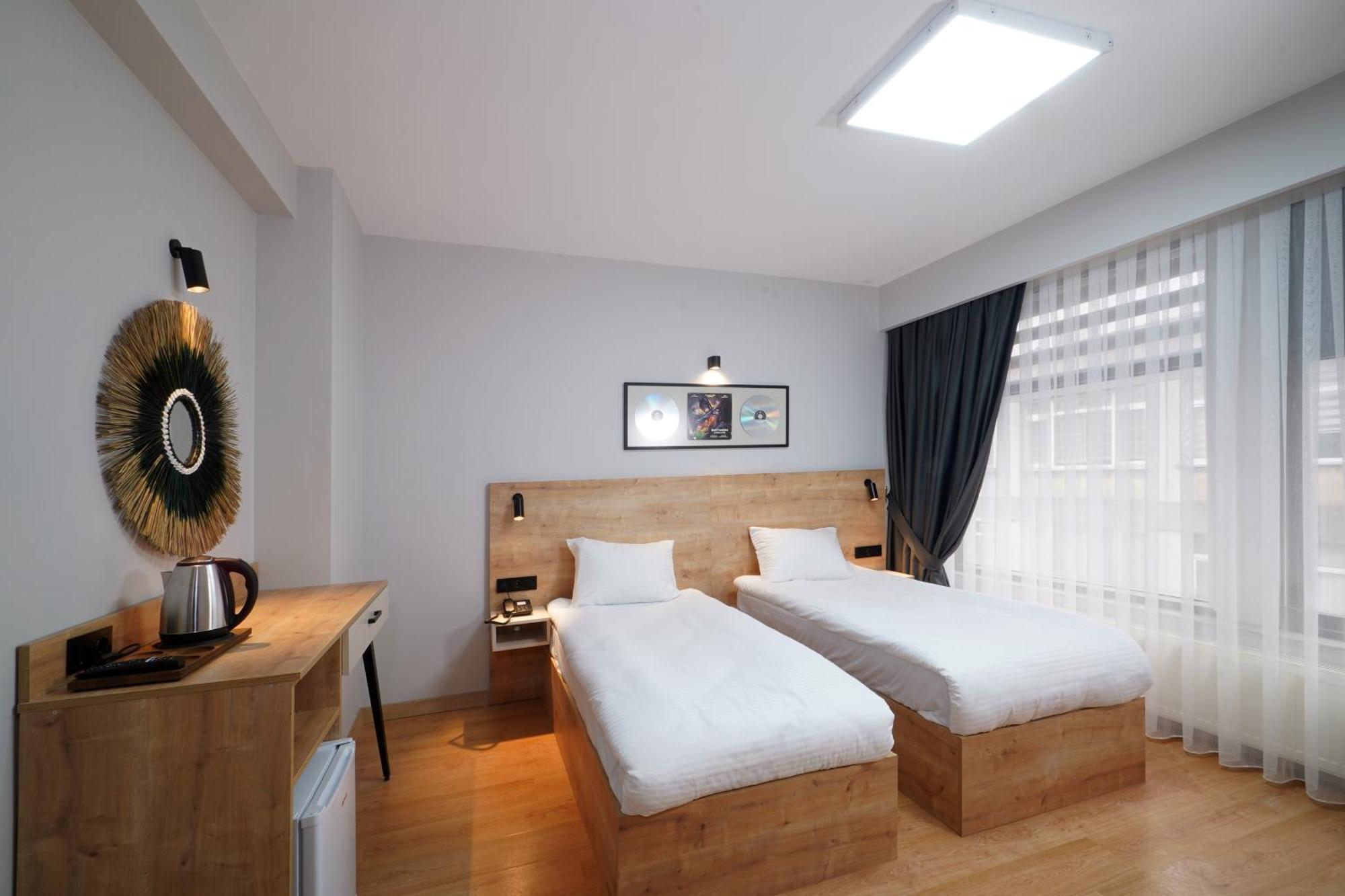 Meet Istanbul Hotel Kadikoy Exteriör bild
