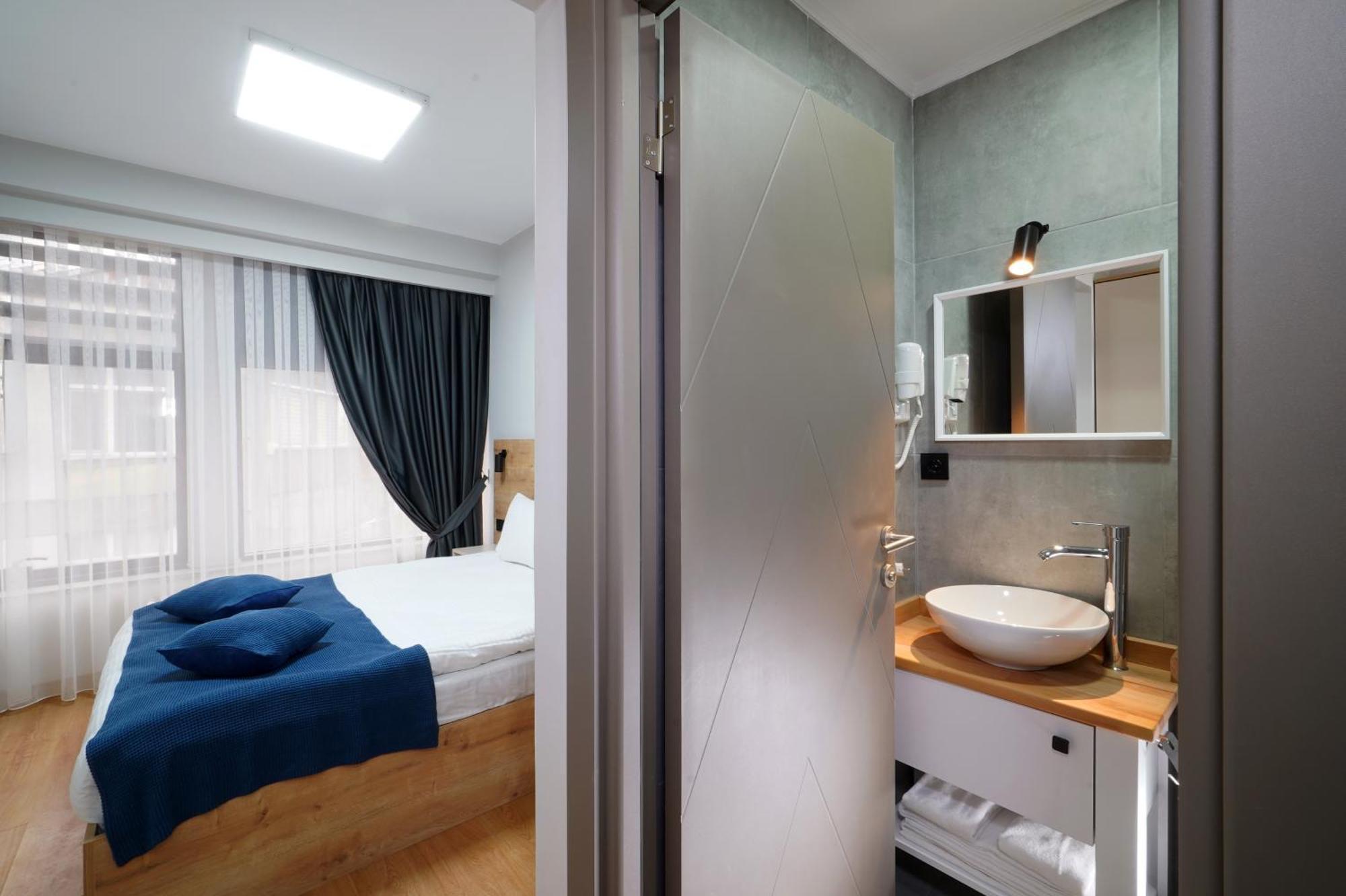 Meet Istanbul Hotel Kadikoy Exteriör bild